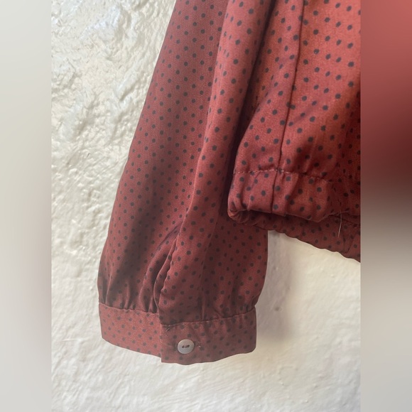 Zara Basics brown / black Swiss dot button up silky blouse, drawstring hem; S - Picture 4 of 8